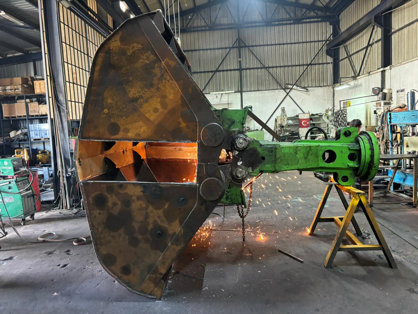 SENNEBOGEN 870 KAPMA REVİZYONU ÖNCESİ SONRASI