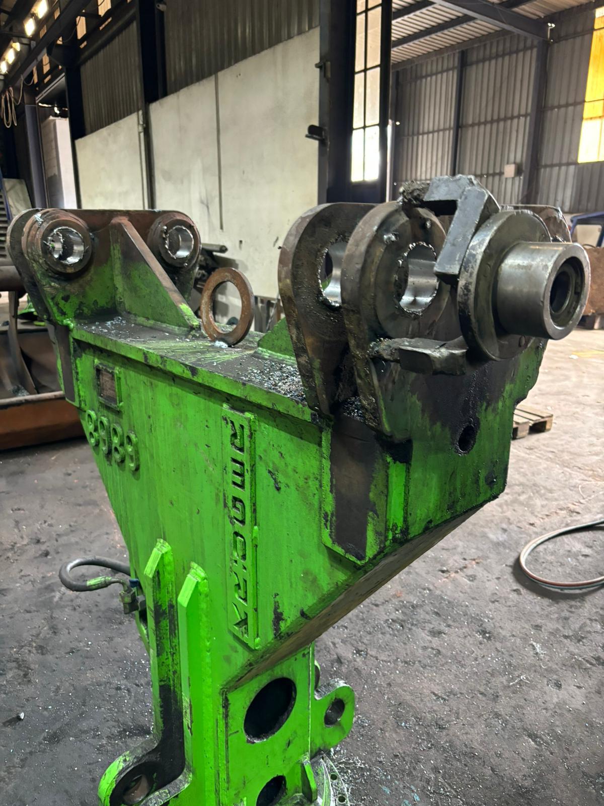 SENNEBOGEN 870 KAPMA REVİZYONU ÖNCESİ SONRASI